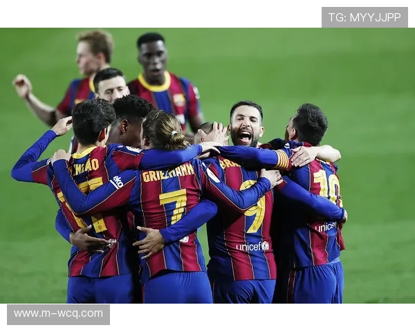 拉波尔塔确认：诺坎普将在2027年安装顶棚，届时球场需停用3-4个月